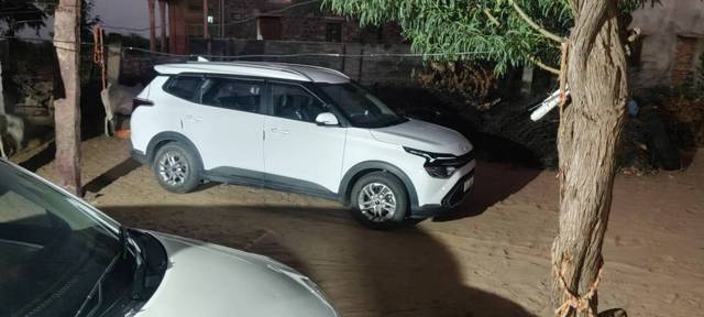 https://images10.gaadi.com/usedgaadi-sellcar/UsedCar/e58d689ba/9b511a55-d896-4cdd-9886-8eaa22551911.jpg?imwidth=6400