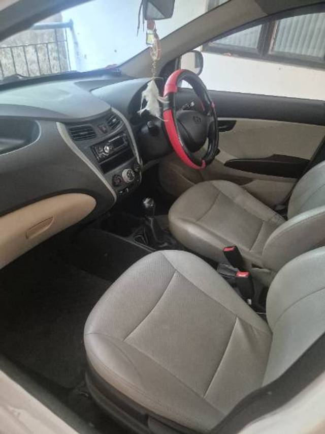 https://images10.gaadi.com/usedgaadi-sellcar/UsedCar/e58d74c6a/1d74518e-6d6c-4808-922b-4de4128cb819.jpeg?imwidth=6402