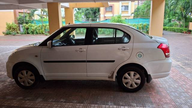 https://images10.gaadi.com/usedgaadi-sellcar/UsedCar/e58dcd8aa/bdafedce-a2bc-4b43-9379-f0b933a9a987.jpg?imwidth=6402