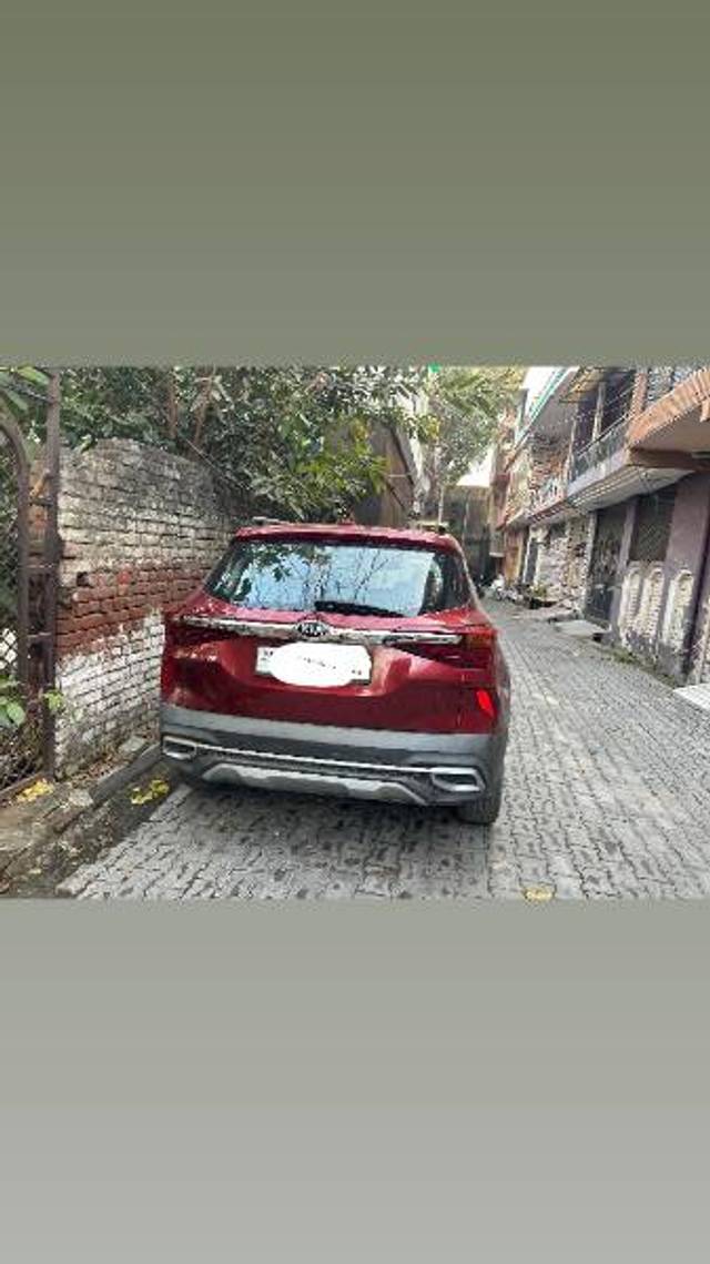 https://images10.gaadi.com/usedgaadi-sellcar/UsedCar/e58dcfffa/5921e5b6-b754-4601-b774-5805ad0c3df2.jpeg?imwidth=6400
