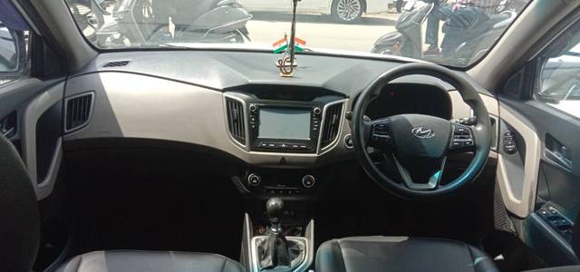 https://images10.gaadi.com/usedgaadi-sellcar/UsedCar/e58e3236a/0953c30f-b09c-4843-b338-470b61332dfb.jpeg?imwidth=6401
