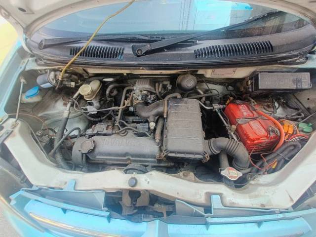 https://images10.gaadi.com/usedgaadi-sellcar/UsedCar/e58e5e8da/ddc3a21b-74db-44d3-aec1-c518bda8078d.jpg?imwidth=6402