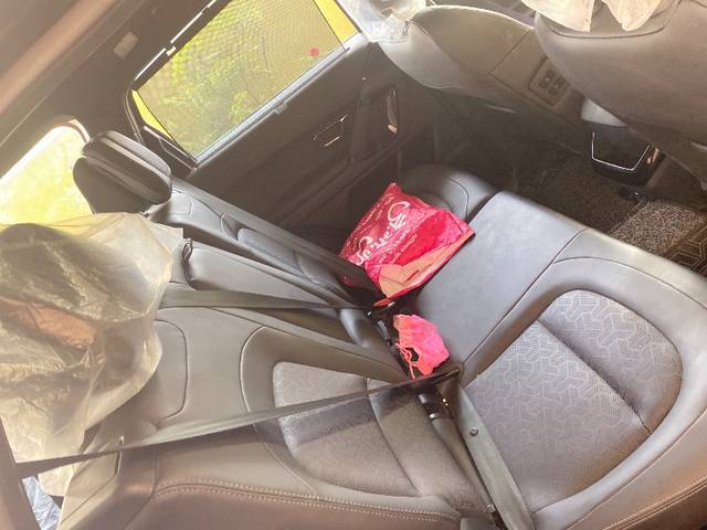 https://images10.gaadi.com/usedgaadi-sellcar/UsedCar/e58e9a8ea/37799f69-f3b0-4fda-98a3-a1aeb4537d18.jpeg?imwidth=6402