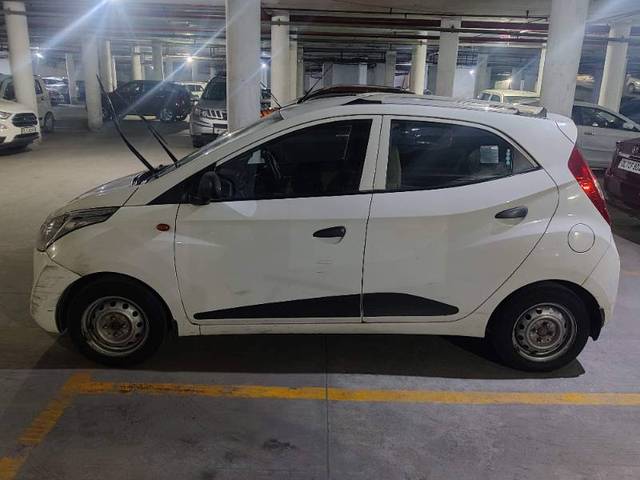 https://images10.gaadi.com/usedgaadi-sellcar/UsedCar/e58e9ebea/1fbd0d04-8d62-4a05-ad06-7b3237e016a5.jpg?imwidth=6402