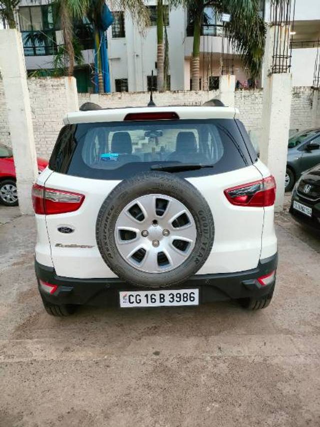 https://images10.gaadi.com/usedgaadi-sellcar/UsedCar/e58f0363a/bb36e8d6-a588-48d6-999a-a0f5ffd6f604.jpg?imwidth=6401