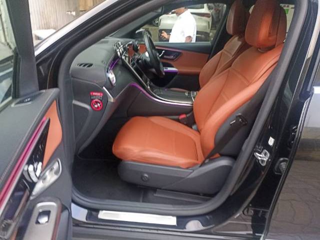 https://images10.gaadi.com/usedgaadi-sellcar/UsedCar/e58f2212a/38069688-f2e7-48aa-8fc9-e08185ad60da.jpg?imwidth=6401
