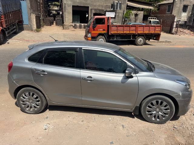 https://images10.gaadi.com/usedgaadi-sellcar/UsedCar/e58f6c01a/1a0e89b0-8888-48ac-a454-7f9fa84f9a5c.jpeg?imwidth=6400