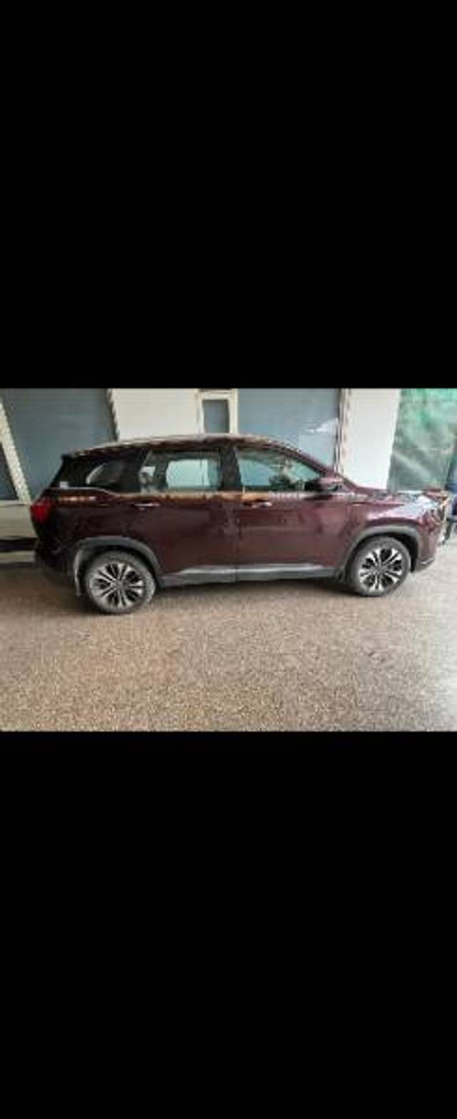 https://images10.gaadi.com/usedgaadi-sellcar/UsedCar/e58ff1d3a/b3d44ae4-460b-4735-8487-113747317cd3.jpg?imwidth=6401