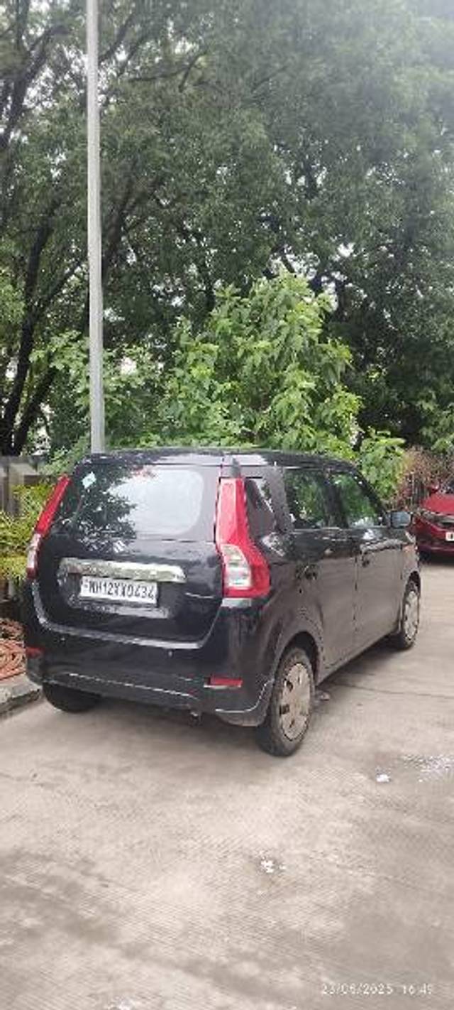 https://images10.gaadi.com/usedgaadi-sellcar/UsedCar/e59035bda/c7e98487-2ded-465f-95a0-c25132bbc2eb.jpg?imwidth=6401