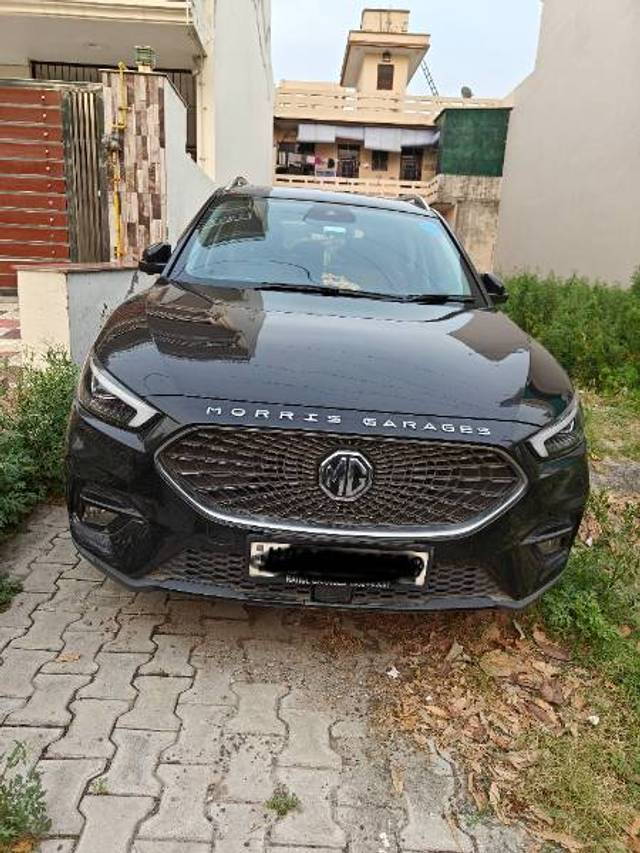 https://images10.gaadi.com/usedgaadi-sellcar/UsedCar/e59040d7a/2c462a4a-7c4d-407f-bc72-23fc85dd6f5d.jpg?imwidth=6400