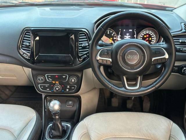 https://images10.gaadi.com/usedgaadi-sellcar/UsedCar/e5905ef1a/698b2a65-a6de-43eb-b875-634fbee3c41e.jpeg?imwidth=6401