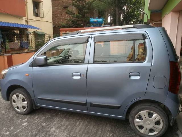 https://images10.gaadi.com/usedgaadi-sellcar/UsedCar/e590de4ea/8373dbe8-4811-4f2e-bf51-34c12a1708d0.jpg?imwidth=6402