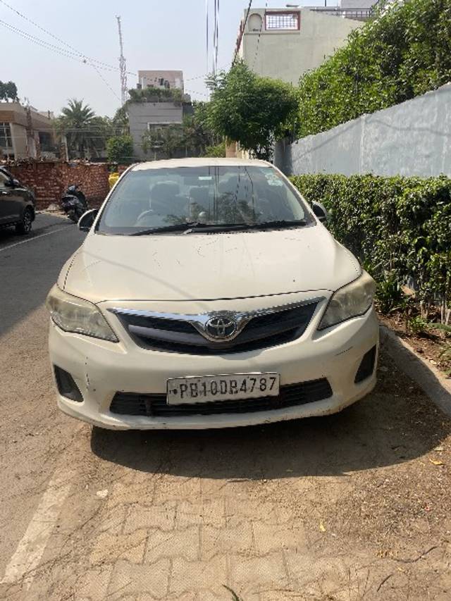 https://images10.gaadi.com/usedgaadi-sellcar/UsedCar/e591010aa/e1090872-15f5-427d-a2a1-fb0ec9362ec5.jpeg?imwidth=6400