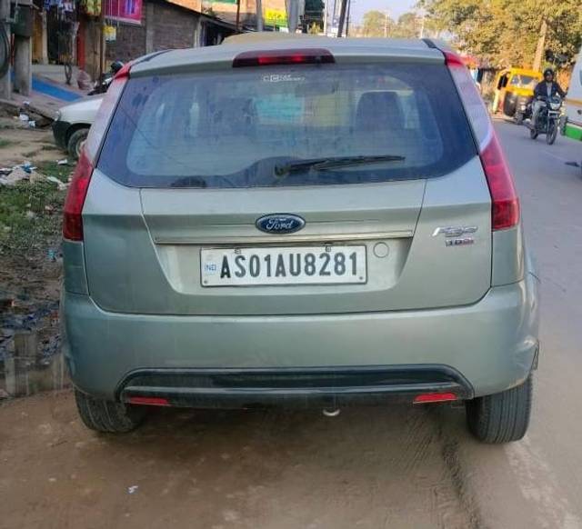 https://images10.gaadi.com/usedgaadi-sellcar/UsedCar/e59147bea/d4c844ae-1db1-450d-ab17-591d6b8dcd3e.jpg?imwidth=6401