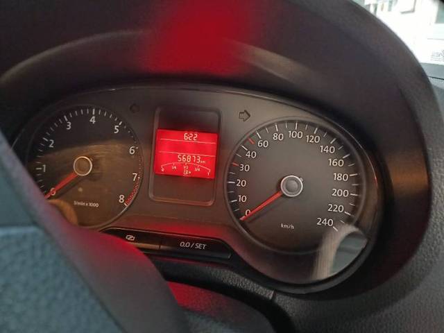 https://images10.gaadi.com/usedgaadi-sellcar/UsedCar/e59178fda/27c4819b-70bf-4e3c-bd8f-4329aae45c7d.jpg?imwidth=6402