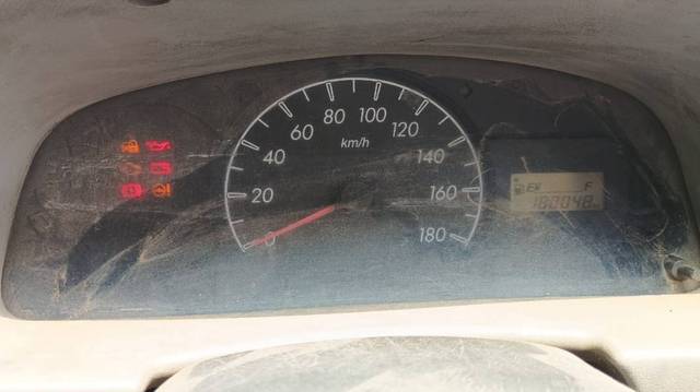https://images10.gaadi.com/usedgaadi-sellcar/UsedCar/e59218f8a/7d287997-ae4a-4a59-90aa-4e888a9776b0.jpeg?imwidth=6402