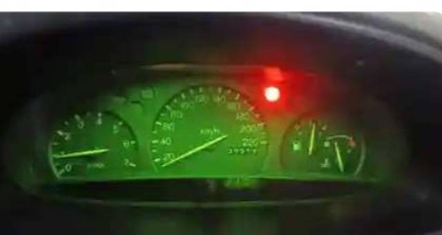 https://images10.gaadi.com/usedgaadi-sellcar/UsedCar/e5937633a/ee1465b1-b782-4d1d-8c60-e55006a51965.jpeg?imwidth=6401