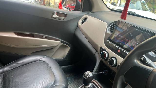 https://images10.gaadi.com/usedgaadi-sellcar/UsedCar/e59394eca/08809b04-afbf-49d0-891c-41740beb9ba4.jpg?imwidth=6401