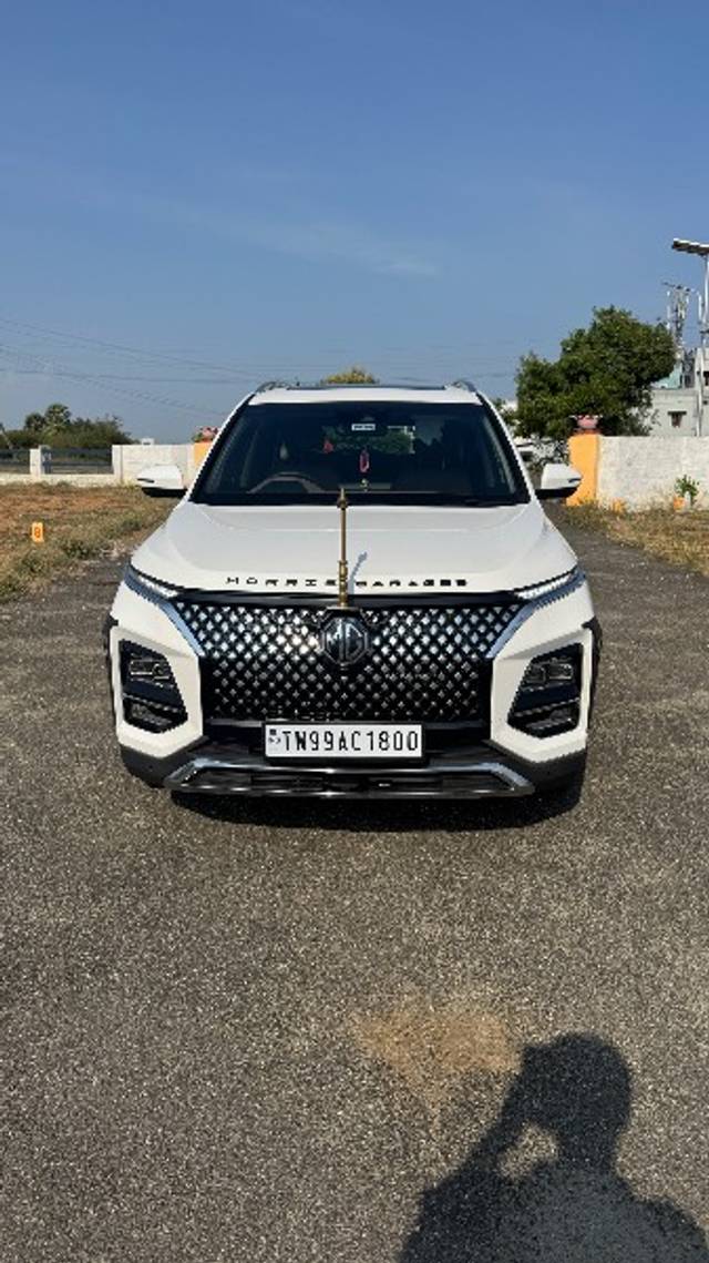 https://images10.gaadi.com/usedgaadi-sellcar/UsedCar/e593c4e8a/c6582d04-15f4-4867-8653-2b3c27240c13.jpeg?imwidth=6400