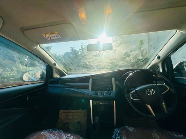 https://images10.gaadi.com/usedgaadi-sellcar/UsedCar/e593e591a/d4084046-4077-46ef-8a9f-4d55d9fadbcf.jpeg?imwidth=6401