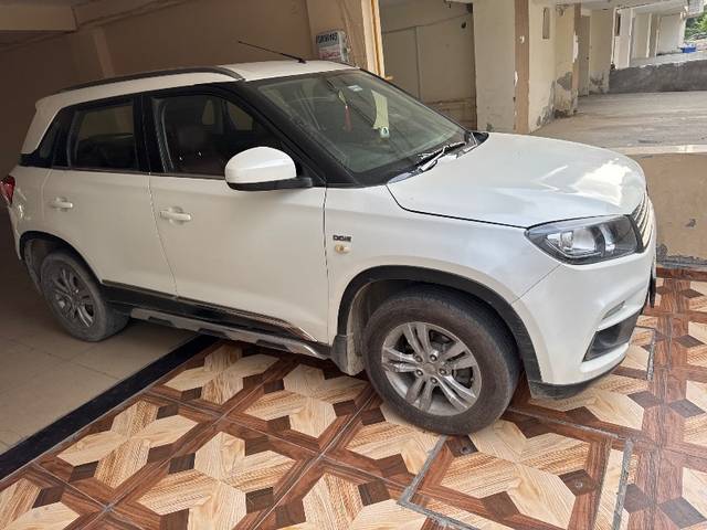 https://images10.gaadi.com/usedgaadi-sellcar/UsedCar/e59406daa/f9d3b544-fb55-42b9-bac6-7a7431a95e35.jpg?imwidth=6400