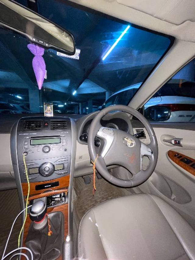 https://images10.gaadi.com/usedgaadi-sellcar/UsedCar/e594d285a/52299d62-a562-431c-a02c-020707b81250.jpeg?imwidth=6401