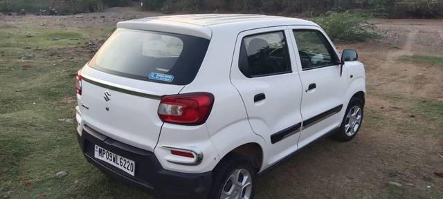 https://images10.gaadi.com/usedgaadi-sellcar/UsedCar/e5953bf5a/a7dd1678-d78e-4e5f-8273-1abb1a29d35e.jpg?imwidth=6402