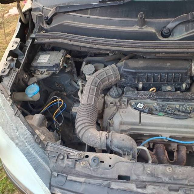 https://images10.gaadi.com/usedgaadi-sellcar/UsedCar/e59545a3a/694ebc6c-af97-4146-b4ac-9839f3c13f74.jpg?imwidth=6401