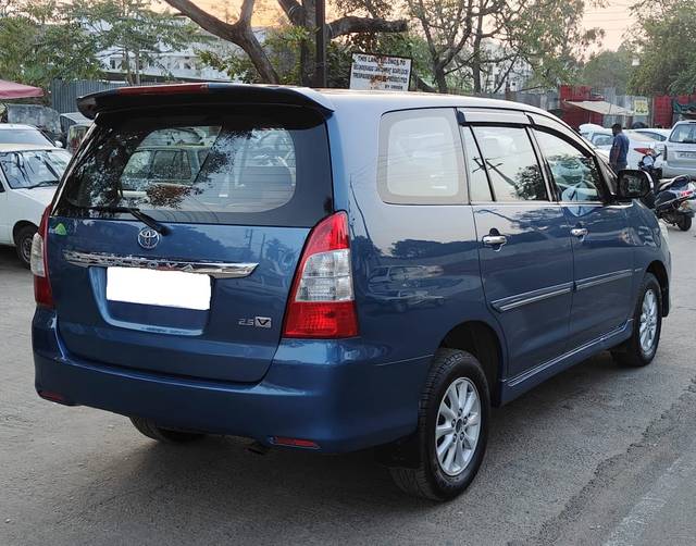 https://images10.gaadi.com/usedgaadi-sellcar/UsedCar/e5954ad8a/d293d1fe-168d-47bd-aada-5bc88335d995.jpg?imwidth=6400