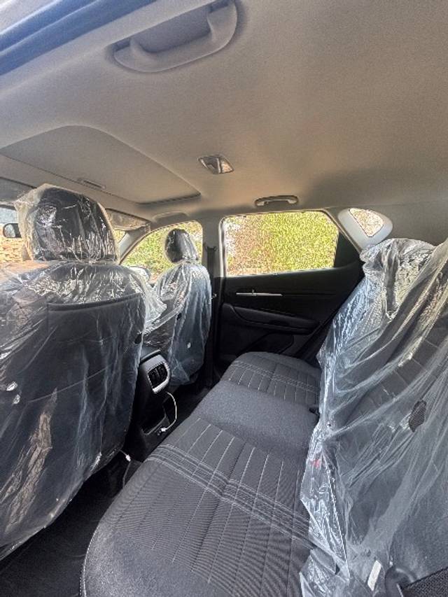 https://images10.gaadi.com/usedgaadi-sellcar/UsedCar/e595d7b4a/0e05cf5c-f460-4202-9781-1a09159e27a6.jpeg?imwidth=6402