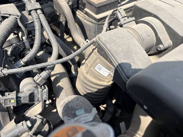 https://images10.gaadi.com/usedgaadi-sellcar/UsedCar/e5963d9ea/f4fe112a-1b22-4f27-9733-899312bbabff.jpg?imwidth=6402