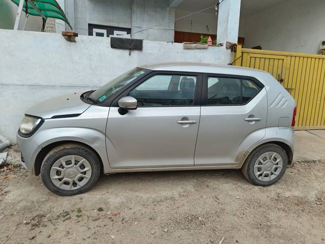 https://images10.gaadi.com/usedgaadi-sellcar/UsedCar/e59650d4a/f16ef0b6-75dd-46a6-9b62-a29faf614679.jpeg?imwidth=6402