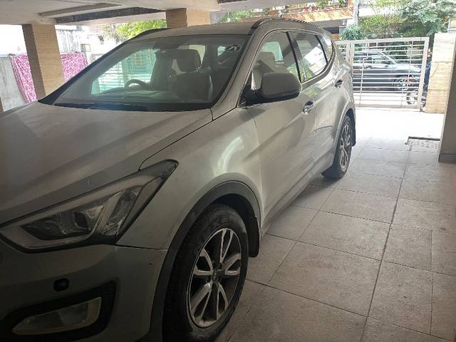 https://images10.gaadi.com/usedgaadi-sellcar/UsedCar/e5973129a/621159e8-0f1f-4adb-b940-001714ac5d29.jpeg?imwidth=6400