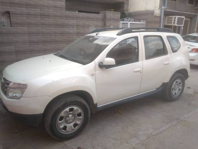 https://images10.gaadi.com/usedgaadi-sellcar/UsedCar/e5978c06a/17255a85-2728-47c2-a48e-de4722697c0a.jpg?imwidth=6400