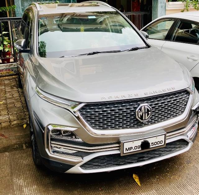 https://images10.gaadi.com/usedgaadi-sellcar/UsedCar/e597a97ca/dc7cf30d-5361-463b-ab45-6d51143baf32.jpeg?imwidth=6400