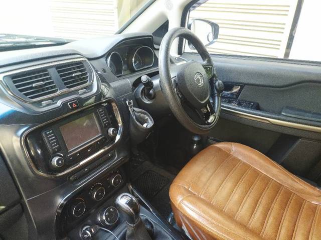 https://images10.gaadi.com/usedgaadi-sellcar/UsedCar/e597e474a/2ea9c370-f65e-4920-b470-e56e98c9d123.jpg?imwidth=6400