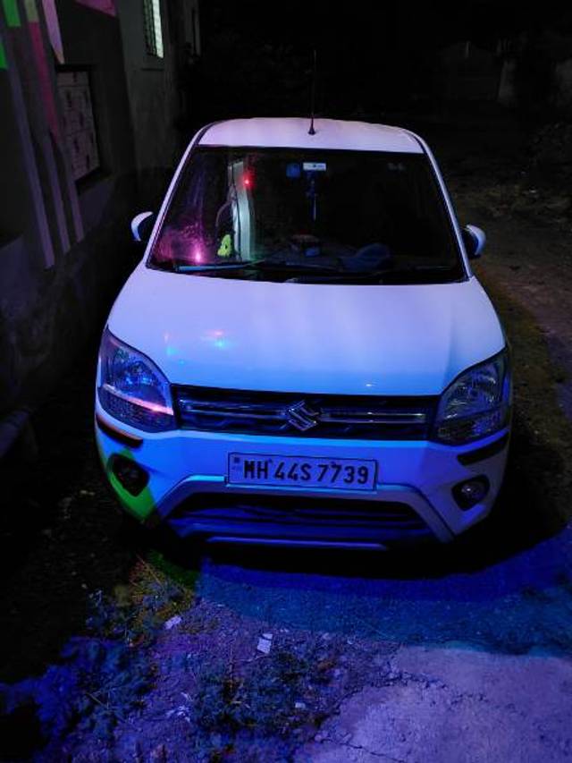 https://images10.gaadi.com/usedgaadi-sellcar/UsedCar/e59827cca/d0d02bad-b0e7-444a-a464-72c2442d4ace.jpg?imwidth=6400