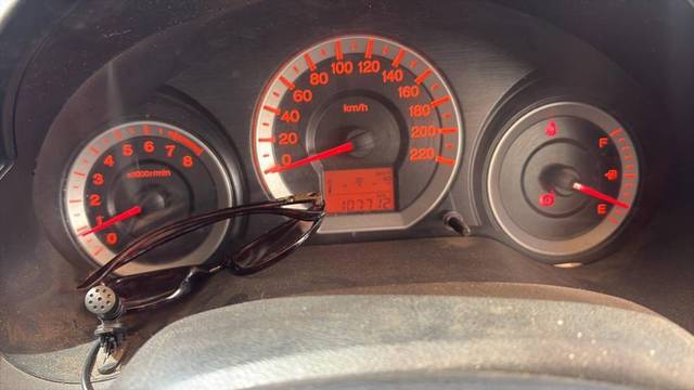 https://images10.gaadi.com/usedgaadi-sellcar/UsedCar/e5988efda/f8854c4f-7020-413a-bb35-7ad543e617b7.jpg?imwidth=6401
