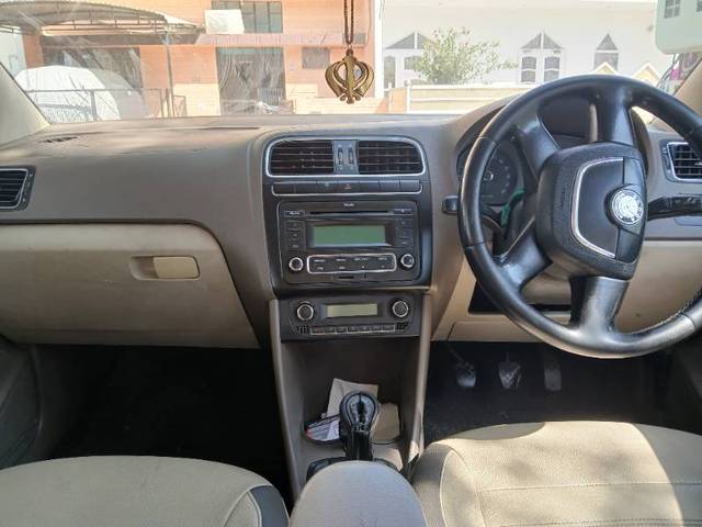 https://images10.gaadi.com/usedgaadi-sellcar/UsedCar/e599a321a/435eeb4f-410e-4498-b3bc-affcc6142600.jpg?imwidth=6401