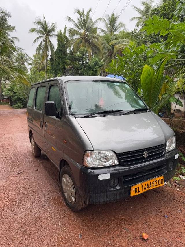 https://images10.gaadi.com/usedgaadi-sellcar/UsedCar/e599ad6fa/9d5b1807-afc1-412f-842c-83c5e4206788.jpeg?imwidth=6400