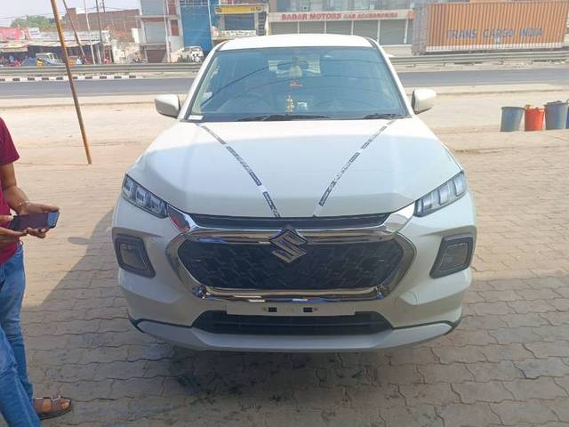 https://images10.gaadi.com/usedgaadi-sellcar/UsedCar/e599d8eba/b8a893de-23d3-4dd1-b53d-c911865ad719.jpg?imwidth=6400