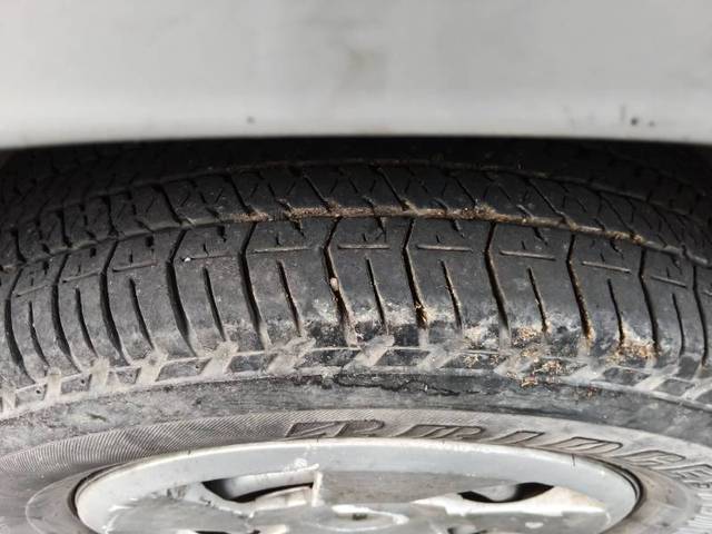 https://images10.gaadi.com/usedgaadi-sellcar/UsedCar/e59a2e85a/2d6f7ad6-c95b-48a4-b97b-fddcc878d37f.jpg?imwidth=6401