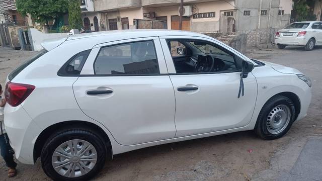 https://images10.gaadi.com/usedgaadi-sellcar/UsedCar/e59a88eaa/17567cce-7cef-4c5b-a9c1-a41d4ba51369.jpg?imwidth=6400