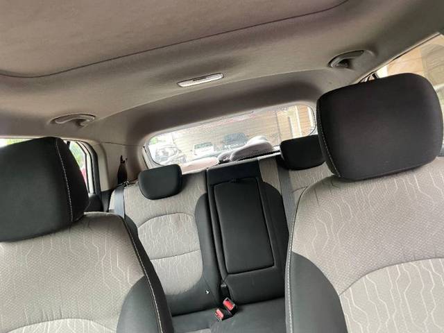 https://images10.gaadi.com/usedgaadi-sellcar/UsedCar/e59a8d43a/10fac49b-5392-4c98-a831-1587ba19ad34.jpeg?imwidth=6402