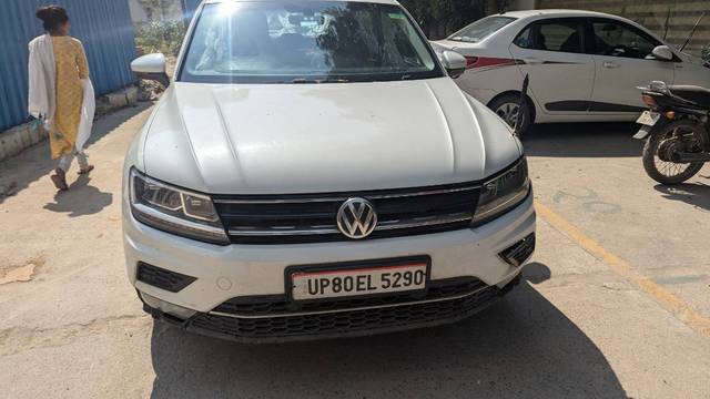 https://images10.gaadi.com/usedgaadi-sellcar/UsedCar/e59a9067a/c562217c-4c3e-42aa-9d84-e12897899f0c.jpg?imwidth=6400