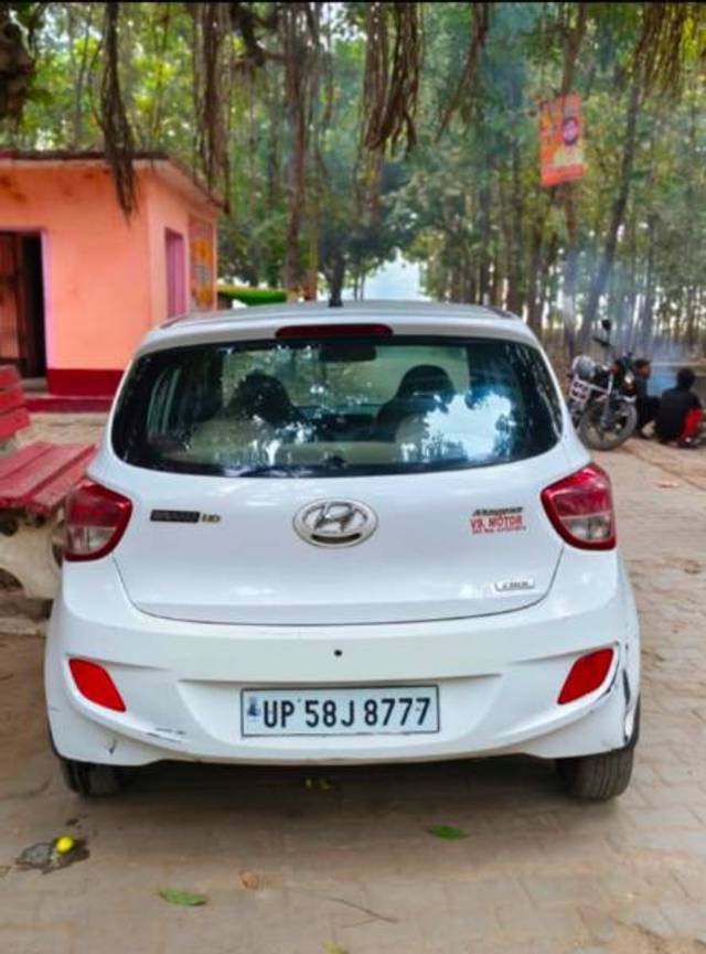https://images10.gaadi.com/usedgaadi-sellcar/UsedCar/e59b1321a/fd799375-831b-4a03-9b70-1ba36162bb7f.jpg?imwidth=6400