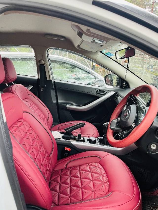 https://images10.gaadi.com/usedgaadi-sellcar/UsedCar/e59b3336a/c3d4e1fe-1c5b-4bee-9a2f-a19e41bfeeef.jpeg?imwidth=6402