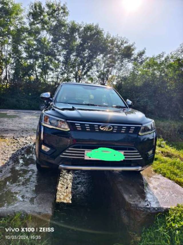 https://images10.gaadi.com/usedgaadi-sellcar/UsedCar/e59b59baa/aa81164e-21d3-47f5-93f6-fea5a94931f4.jpg?imwidth=6401
