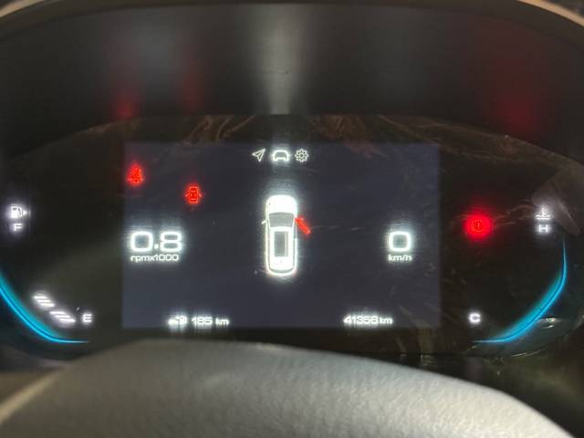https://images10.gaadi.com/usedgaadi-sellcar/UsedCar/e59b9374a/2e399e95-79a4-4e0c-ac69-040927535a11.jpeg?imwidth=6401