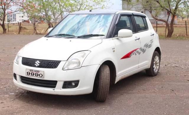 https://images10.gaadi.com/usedgaadi-sellcar/UsedCar/e59be0f8a/2acd7fae-b798-486d-ad98-5e9fe7b6d713.jpg?imwidth=6400